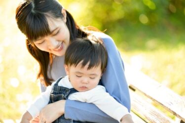 夫婦喧嘩で家出した時、子供を連れていくケースと置いていくケースについて。